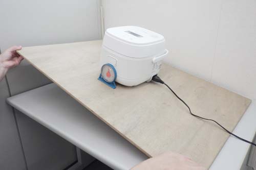 転倒試験のイメージ