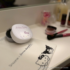 SHARP 【数量限定】プラズマクラスター　ヘアブラシ　SMOOME（スムーミー）サンリオキャラクターズ＜ハローキティVer.＞ フロスティホワイト IB-B1S-W-イメージ5