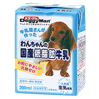 ドギーマンハヤシ わんちゃんの国産低脂肪牛乳 200ml ﾜﾝﾁﾔﾝﾉﾃｲｼﾎﾞｳｷﾞﾕｳﾆﾕｳ200ML