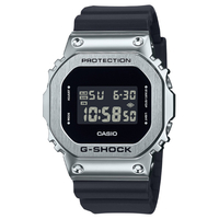 カシオ 腕時計 G-SHOCK シルバー/ブラック GM-5600U-1JF